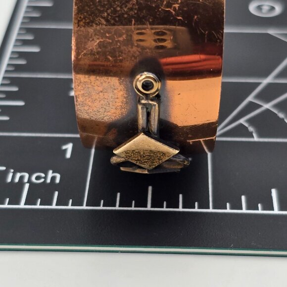 VTG Brutalist Wide Copper Cuff Bracelet 6.5" Gold-Tone Diamond & Loop Design 70s - Picture 7 of 8